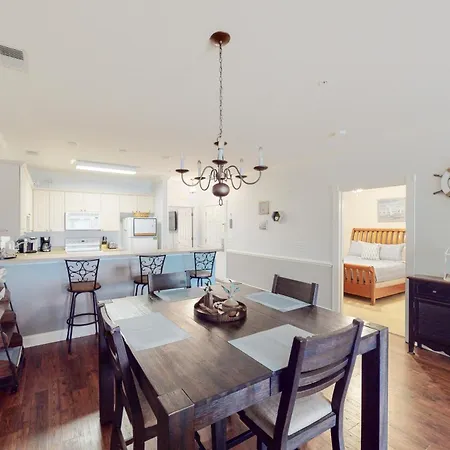 Southern Luster Condos Myrtle Beach Room photo